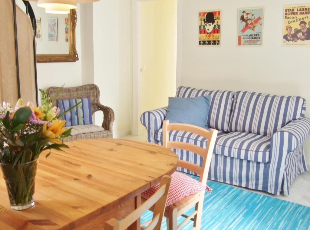 Casa Atlantica Beautiful Apartments ロタ 部屋 写真